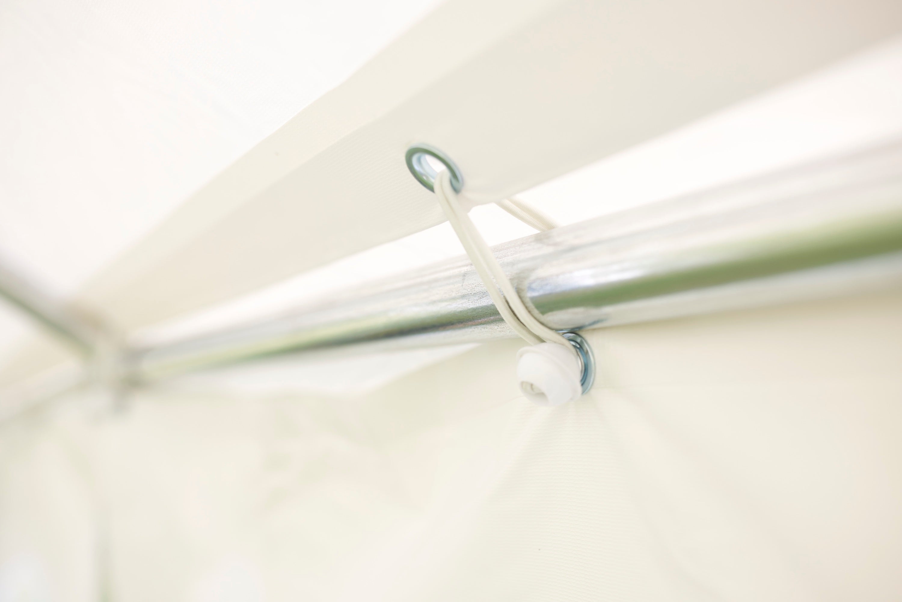 Partyzelt Professional PVC 4×8 m (Seitenhöhe 2,6 m)